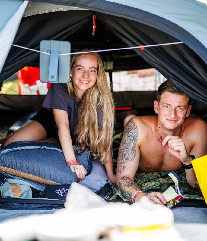 FESTIVAL CAMPING